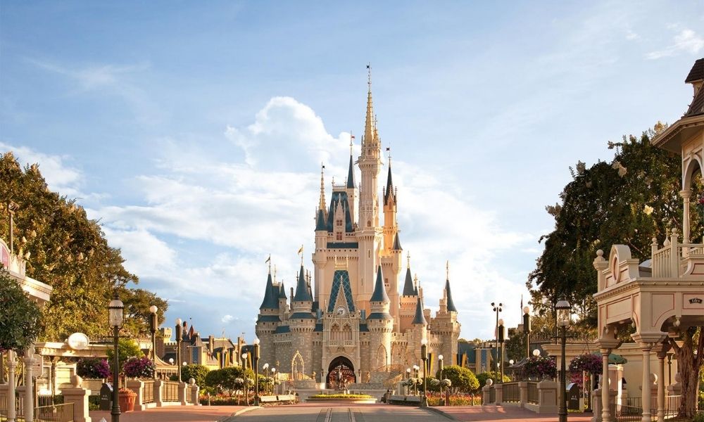 Shanghai's Disney resort shut amid record daily local COVID infections